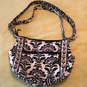 Vera Bradley Fanfare Crossbody Medium Zipper purse W/zipper Front/retired